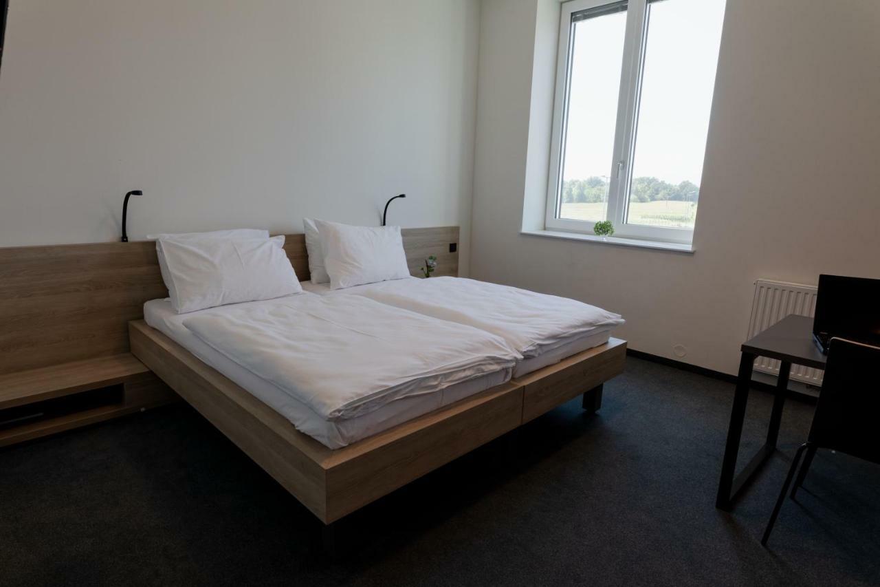 Tt-Rooms - Kontaktlos Mit Self Check-In I Free Parking グラーツ エクステリア 写真